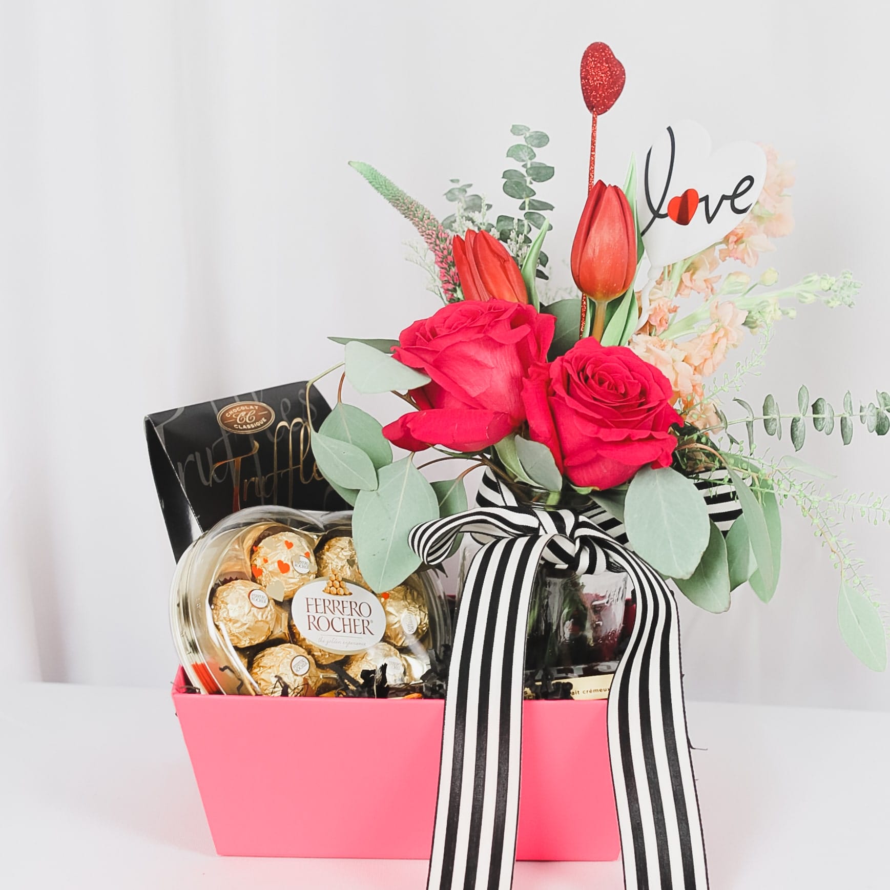 FloralBash flowers and chocolates package
