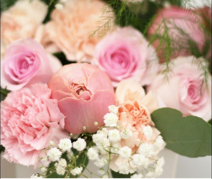Lace and Bloom florwer shop in Yonge-St. Clair